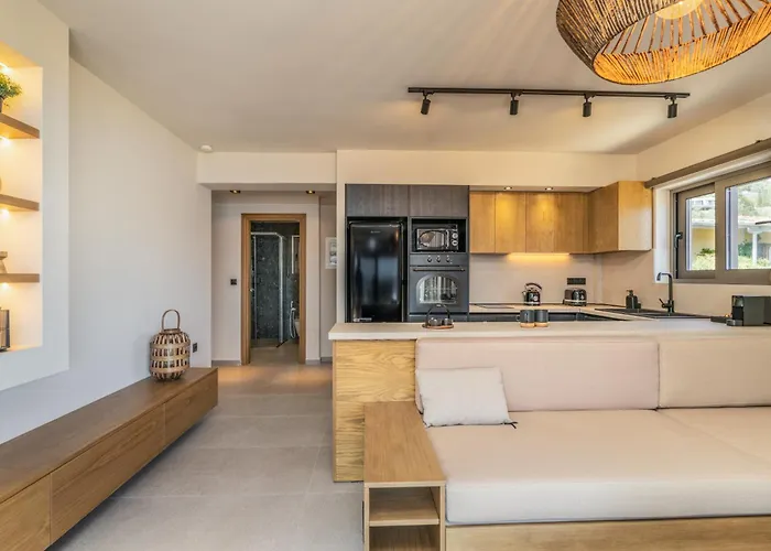 Anogi Lägenhetshotell