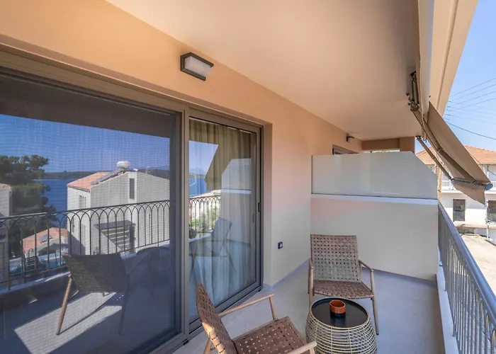 Anogi Lägenhetshotell 4*